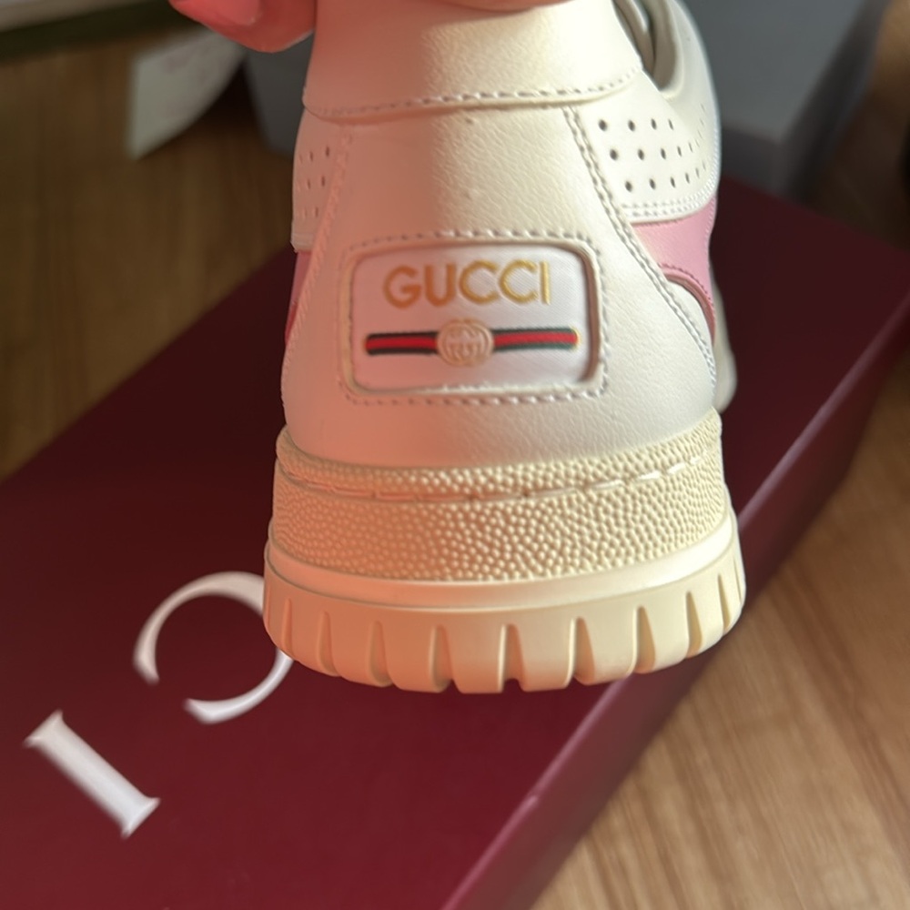 Size 38.5 8.5 US Gucci Re-Web Sneakers White Pink Leather - Picture 2 of 8